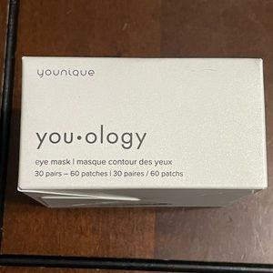 NWT younique eye masks.